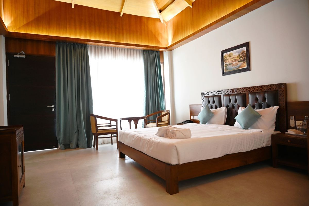 Ile Bay Resort Deluxe Chalet 2