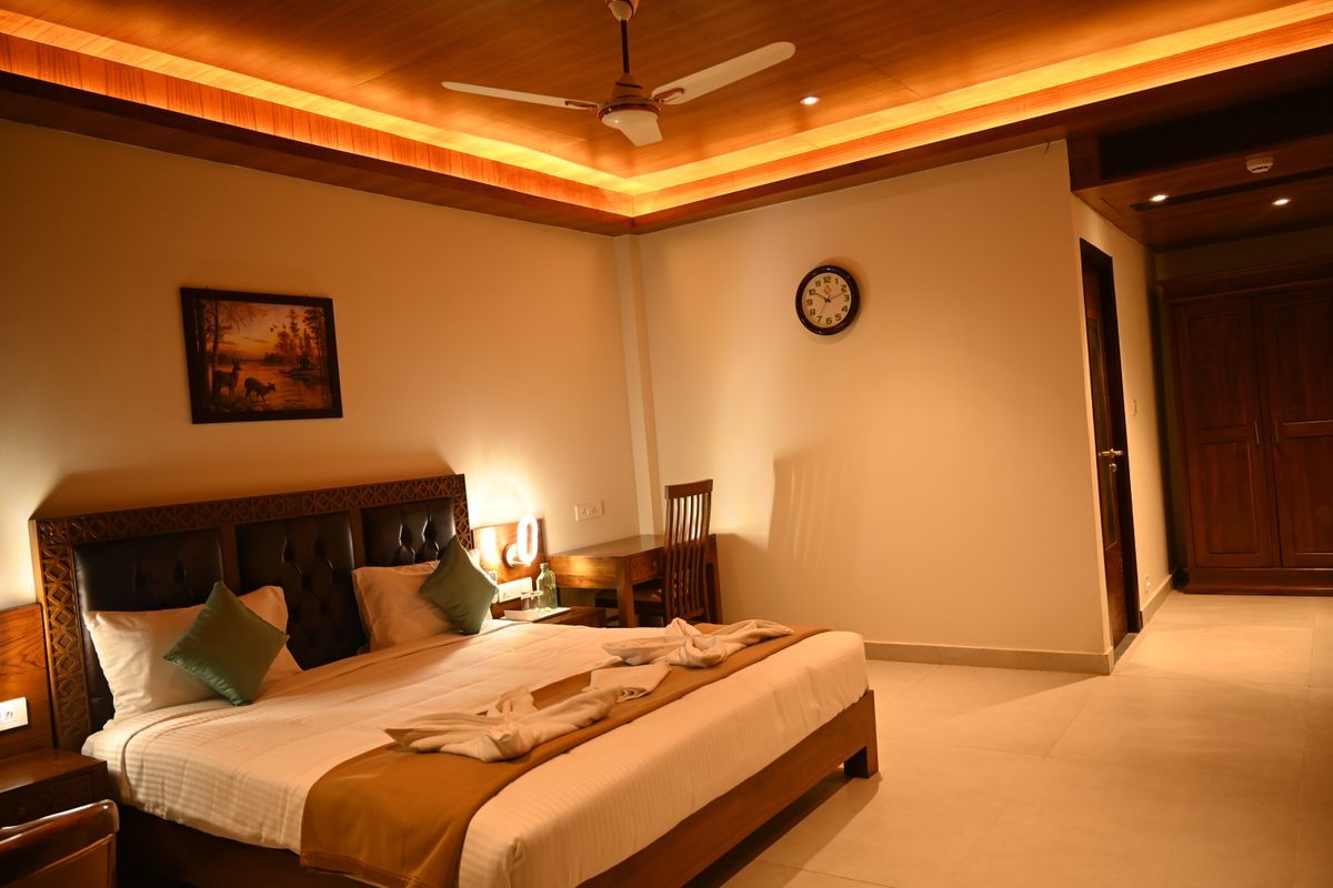 Ile Bay Resort Deluxe Chalet 3