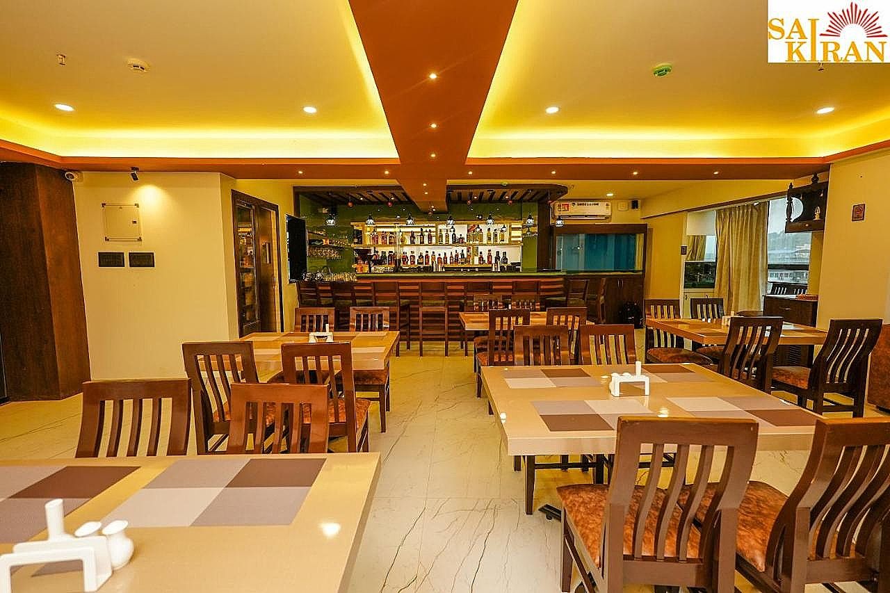 Food & Dining