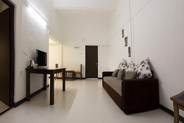 2 Bedroom Hall Apartment