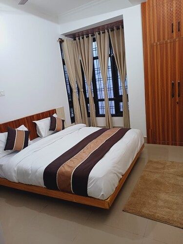 Mohini's Lake View Villa