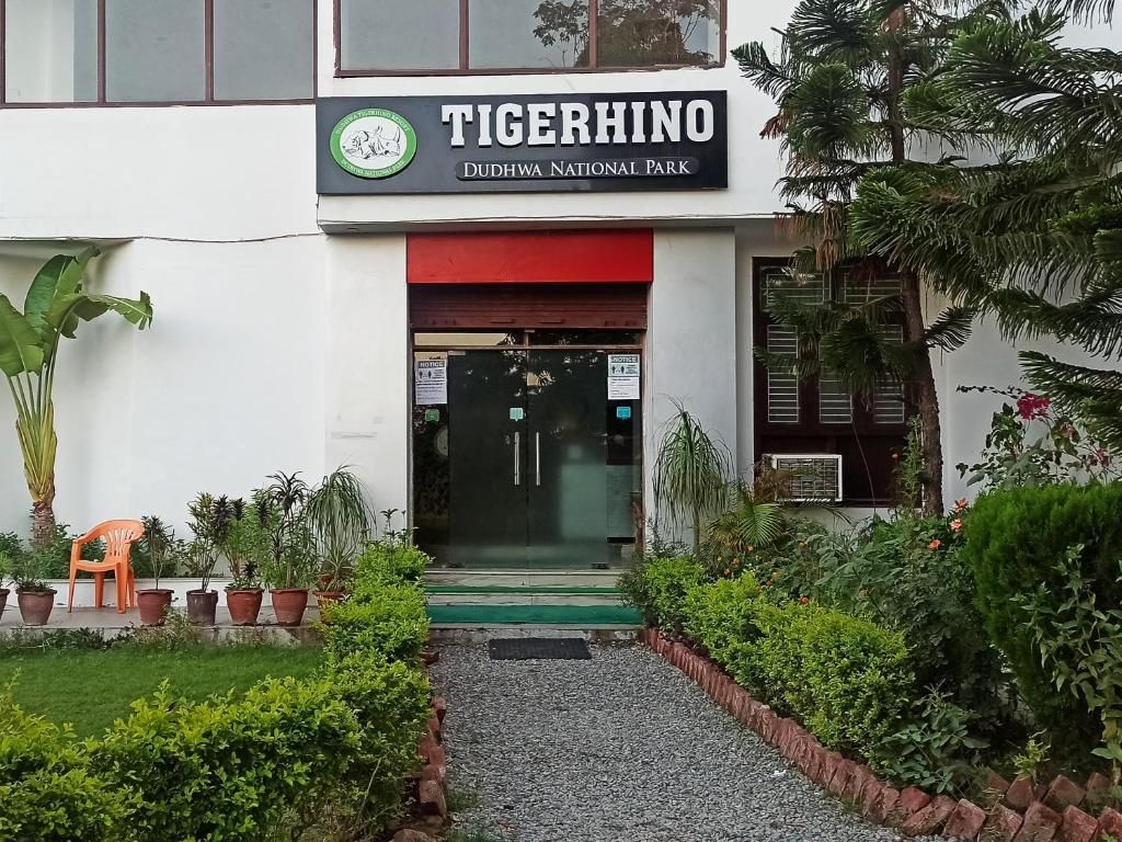  Dudhwa TigeRhino Resort