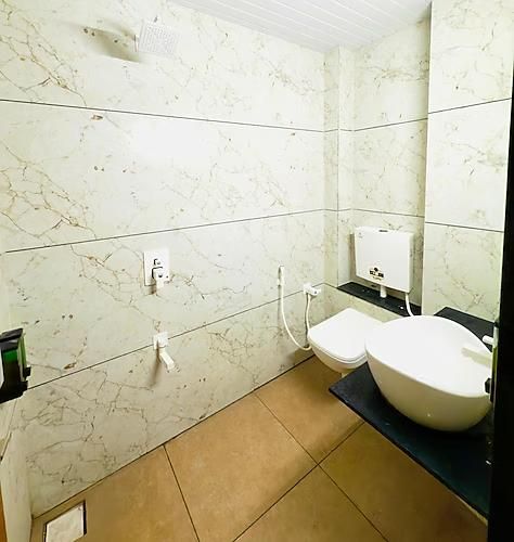 Hotel Madhuram Double Bed Non Ac 4