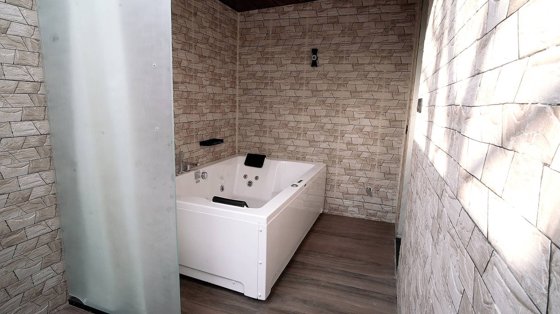 Sukoon Farm	 Luxury Rooms 9