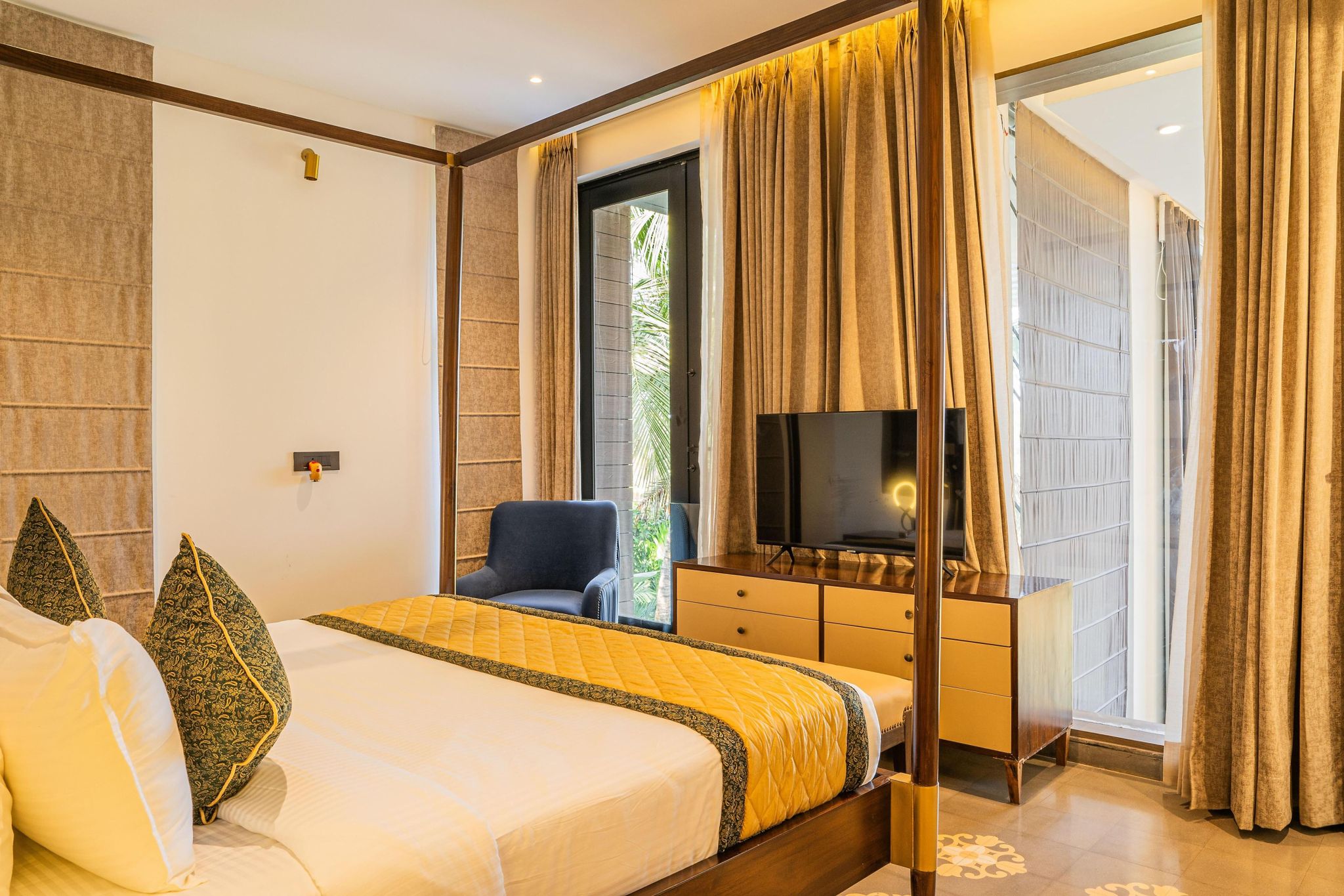 Peacock Villa 5BR at Saligao with Private Pool