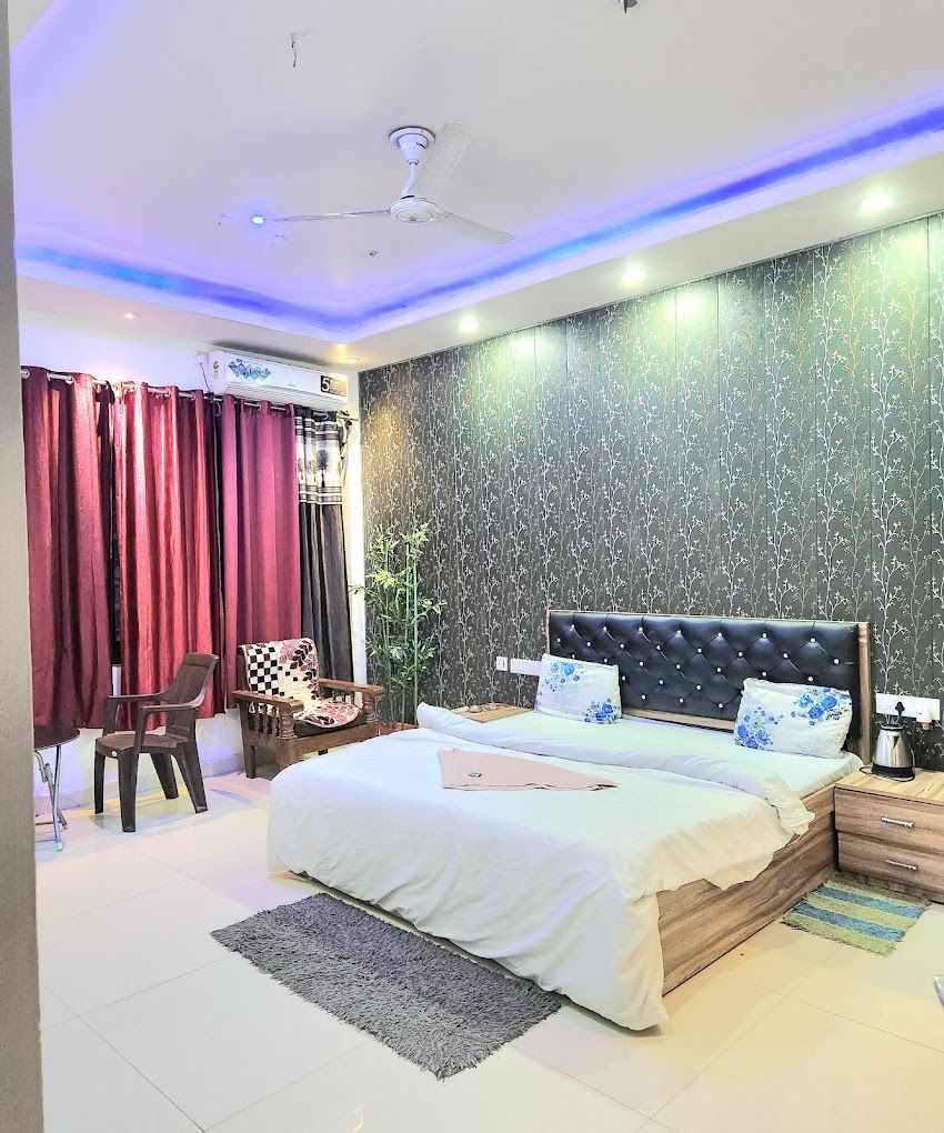 Maujis Villa And Guest House Deluxe Room 3