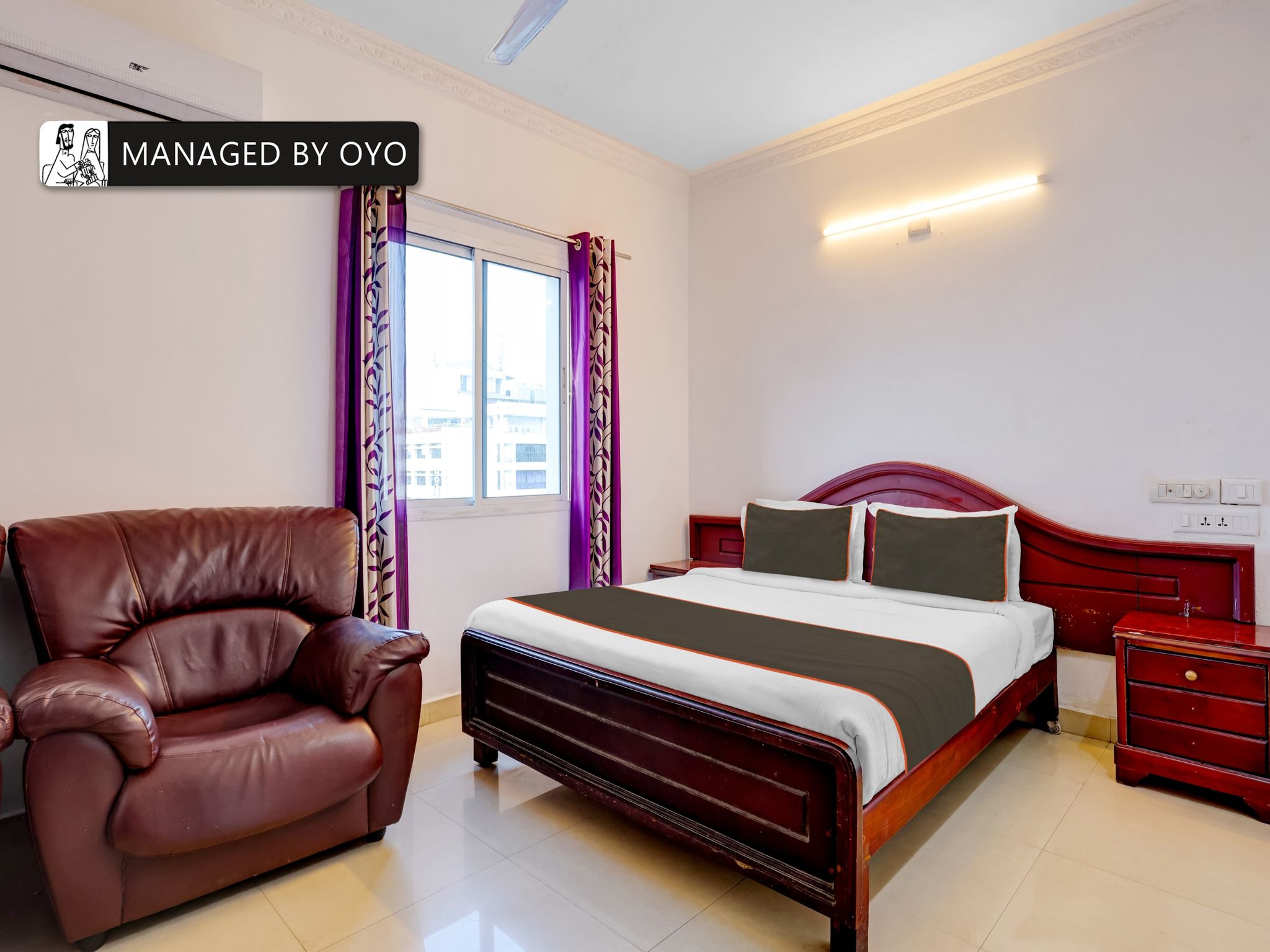 Collection O Thampanoor Classic 3