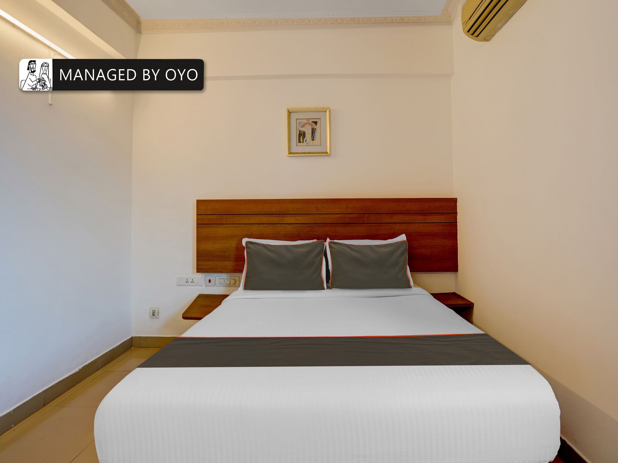 Collection O Thampanoor Classic 10