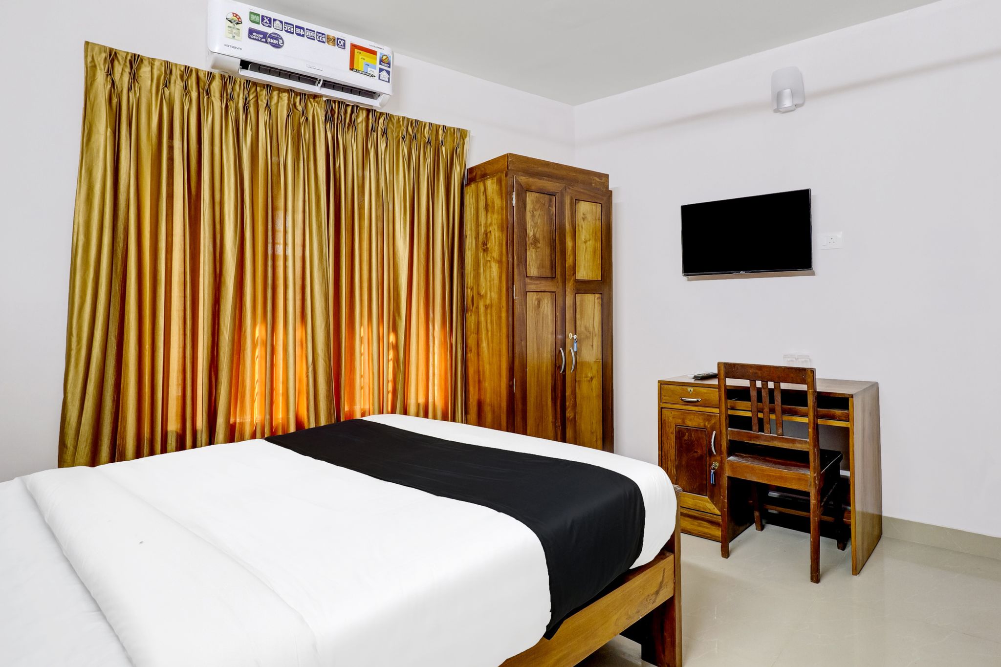 Super Hotel O Anayara Near Lulu Mall Formerly Timber Residency Classic 11