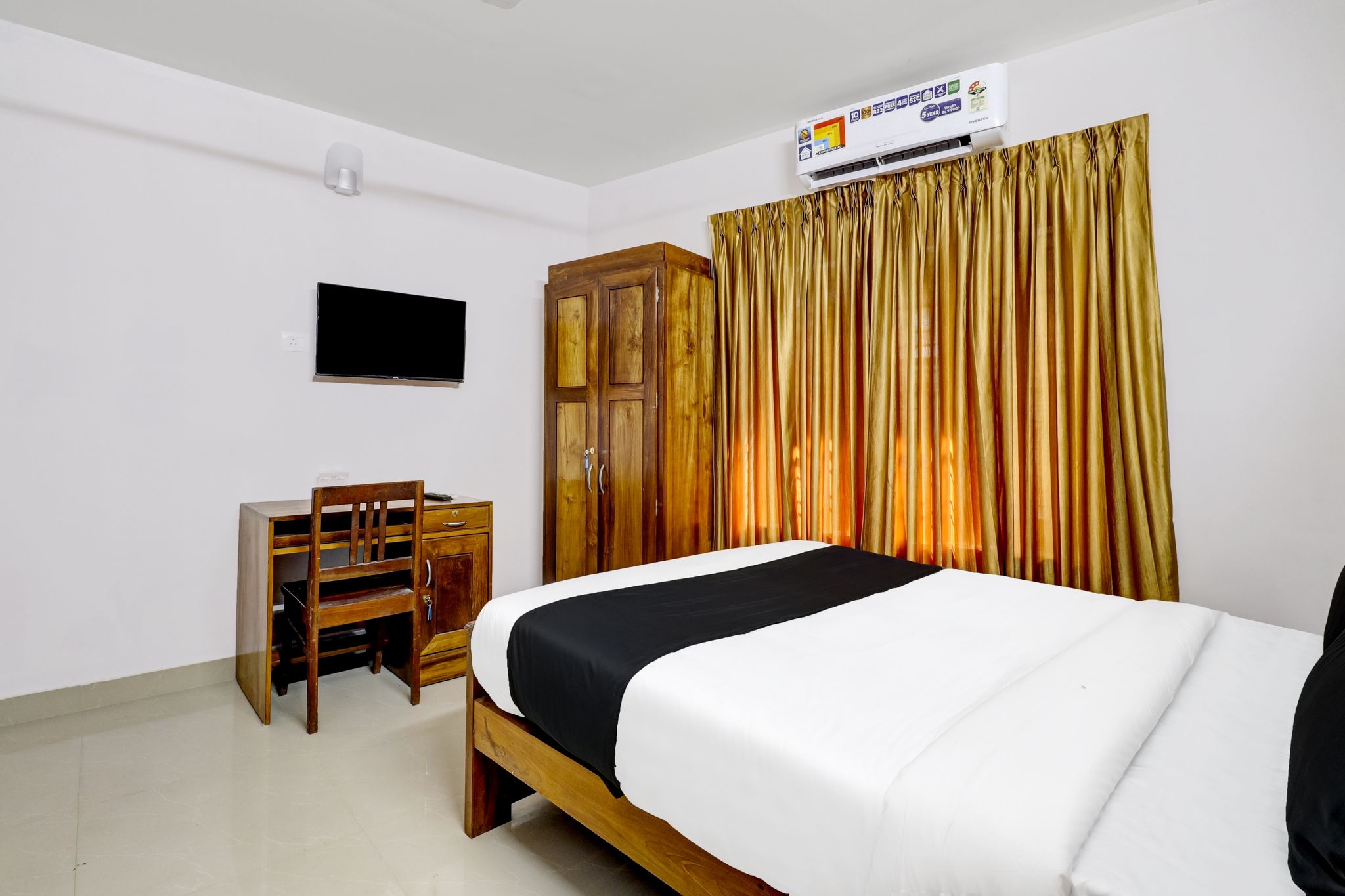 Super Hotel O Anayara Near Lulu Mall Formerly Timber Residency Classic 5