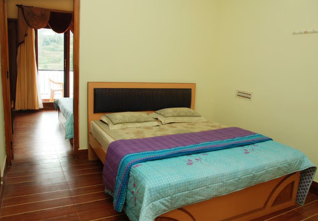 Executive 4 Bed Room with Balcony