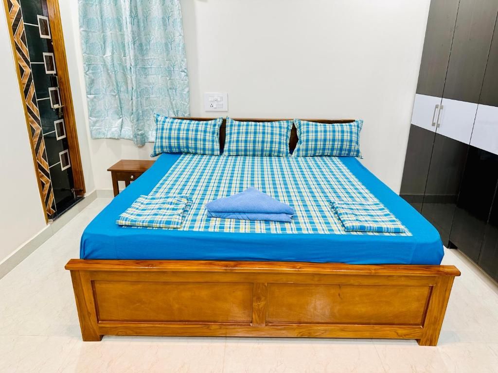Double Bed AC Apartment