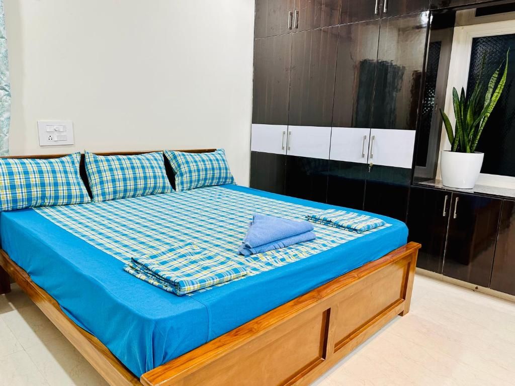 Double Bed AC Apartment