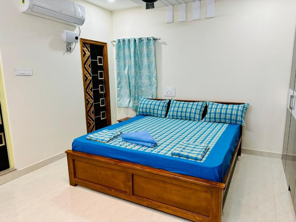 Double Bed AC Apartment