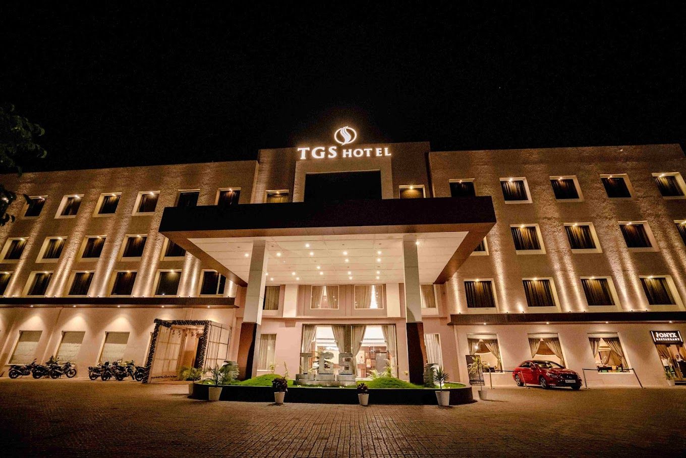 Hotel TGS