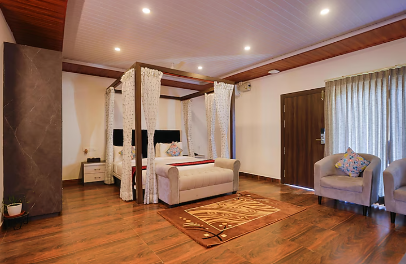 The Grand Retreat - Chikmagalur Junior Suite with Jacuzzi 2