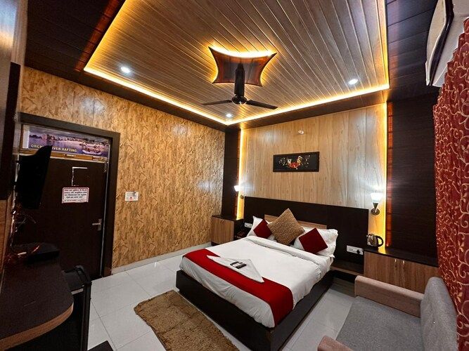 A.C. DELUXE Room GROUND FLOOR