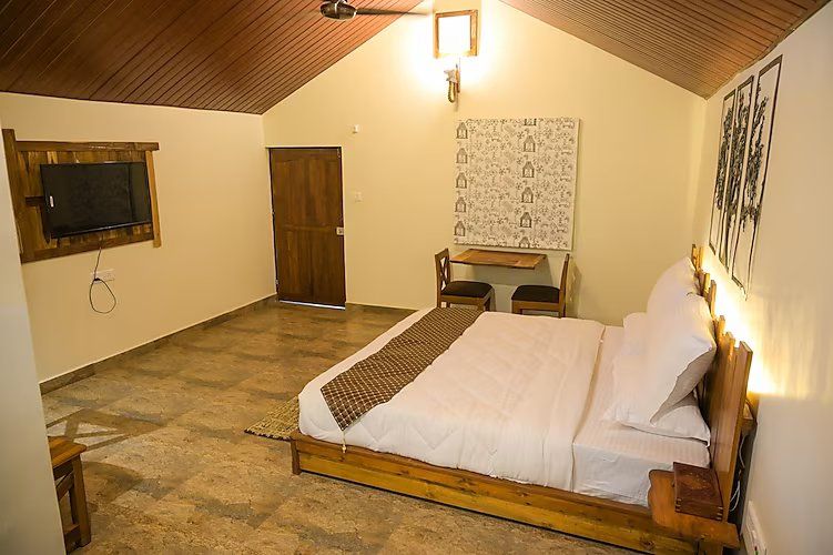 Champa Baag Resort Deluxe HUT 4