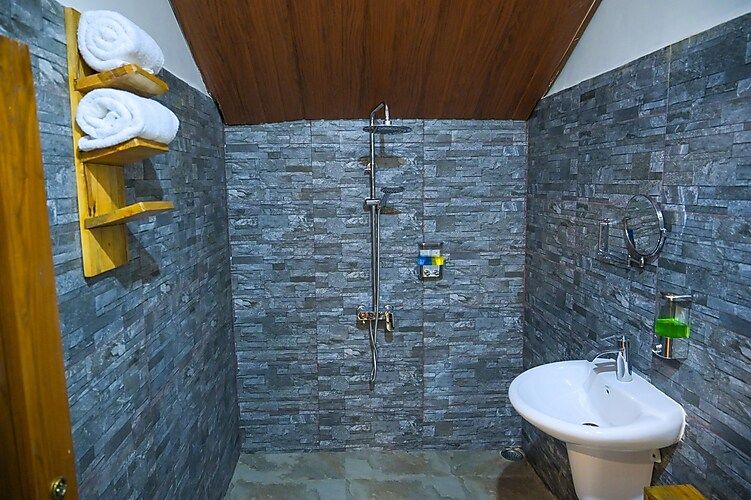 Champa Baag Resort STANDARD XL HUT 3