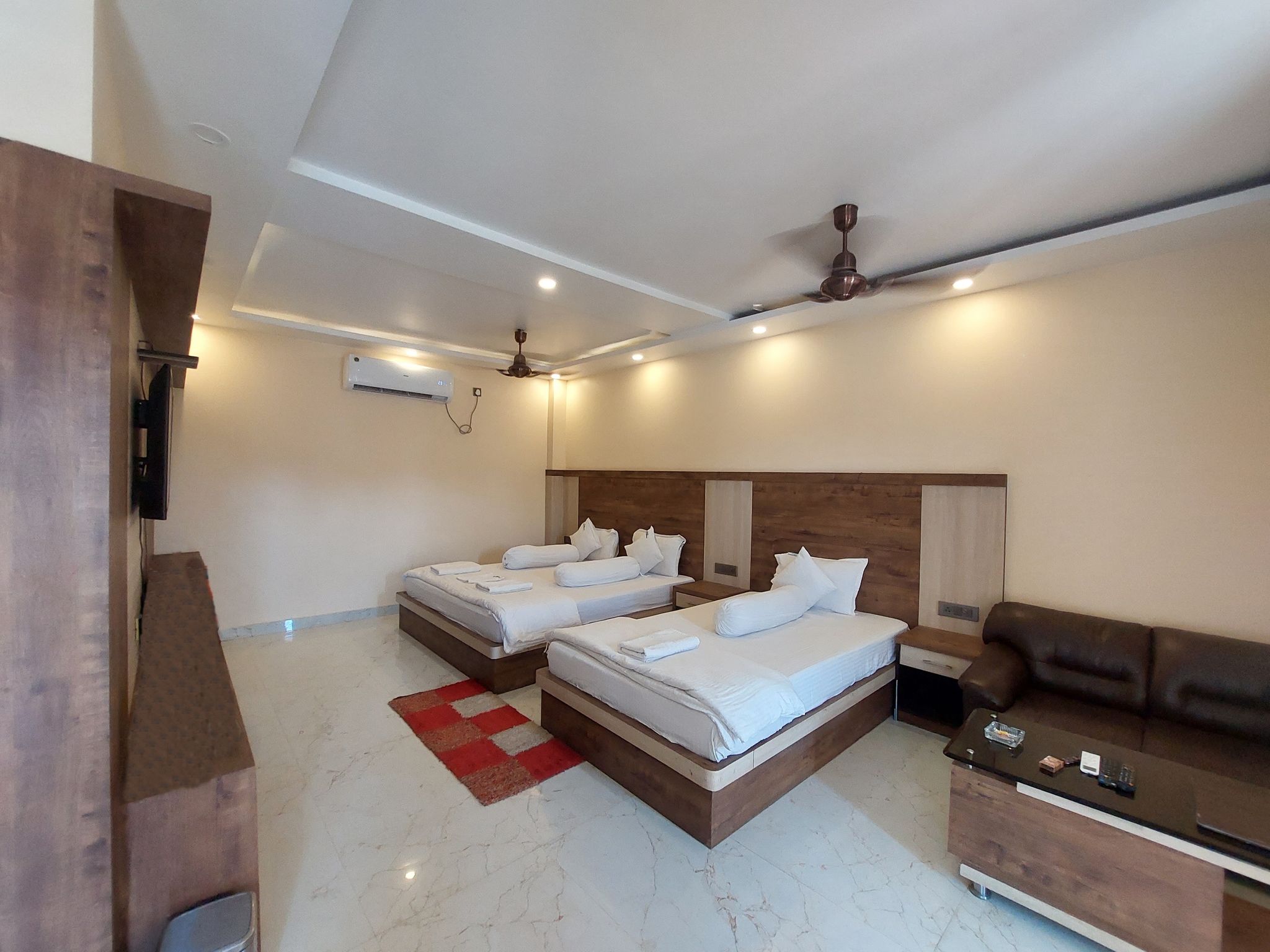 Executive Triple Cottage