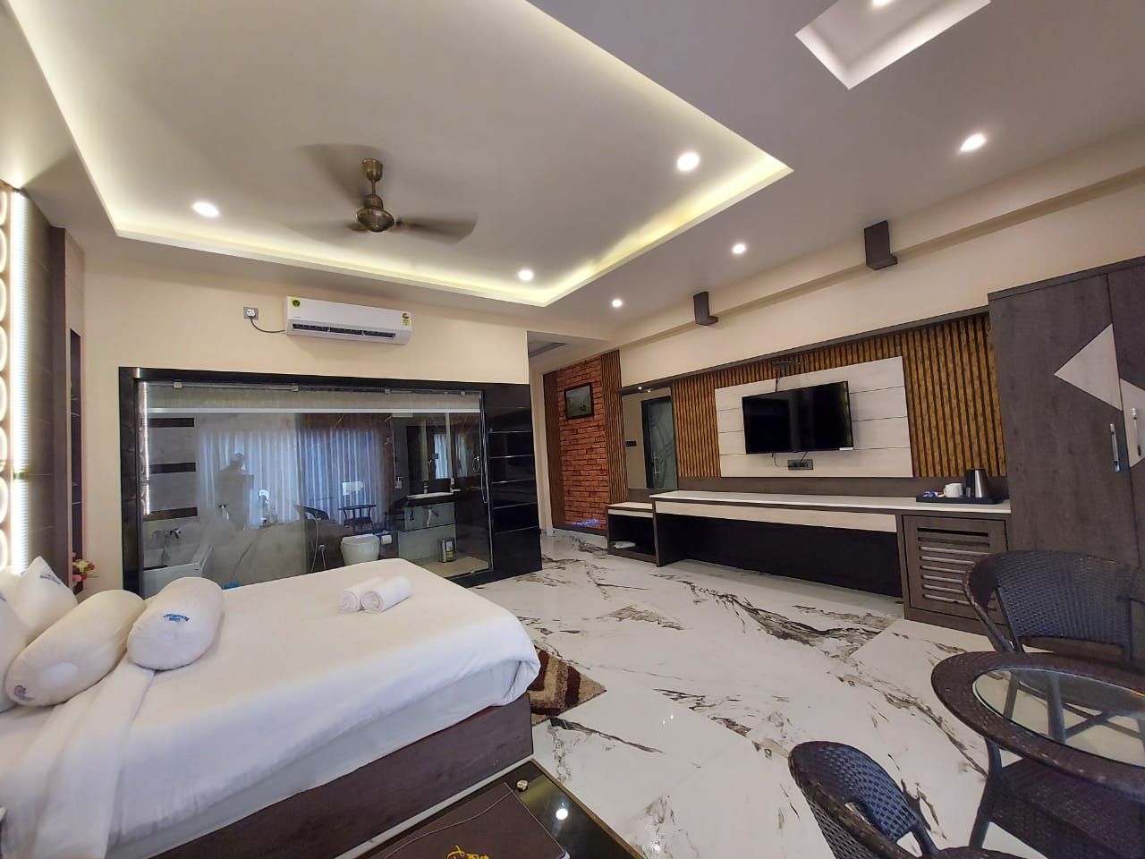 Presidential Room