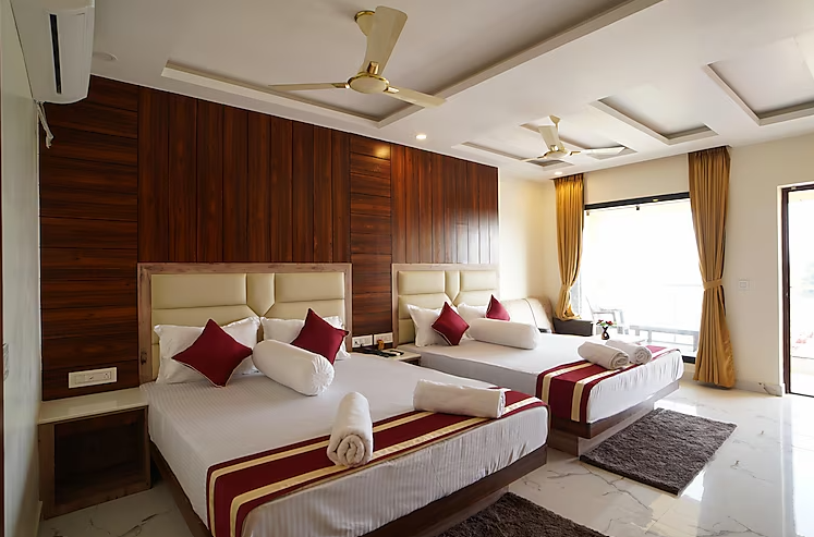 Deluxe Quadruple Room