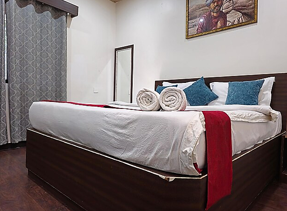 Standard Deluxe Room