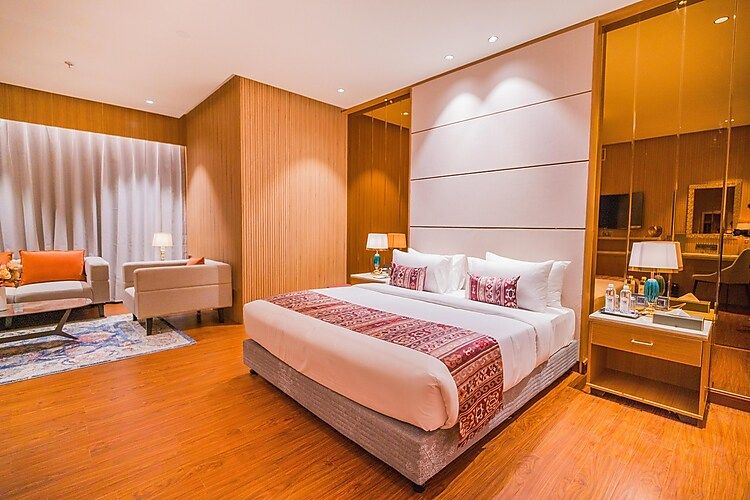 Maple Presidential Suite Room