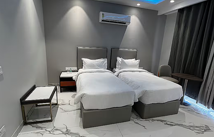 Executive King Room with Balcony and Kitchenette