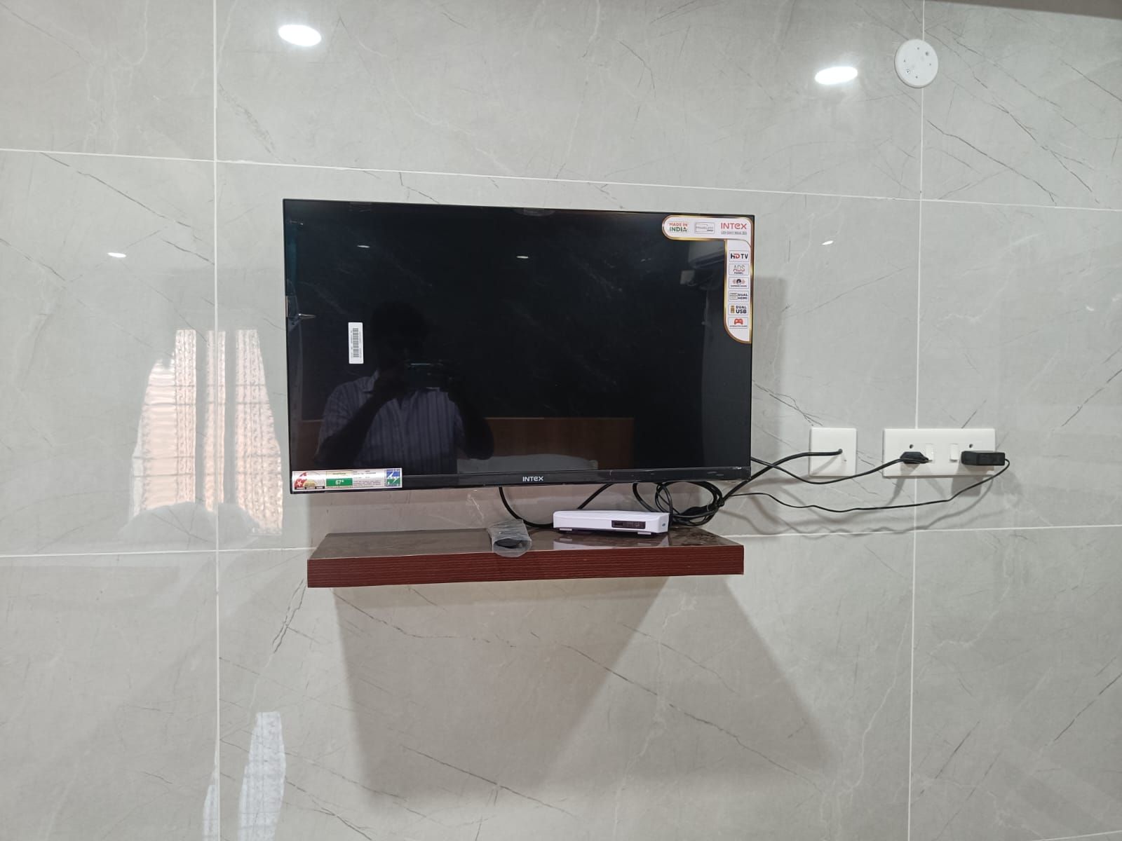 Compact Single Non AC Room