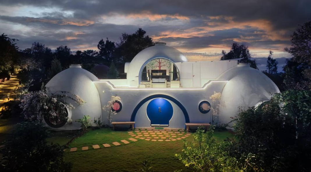 Dome Villa By Jade l Blue