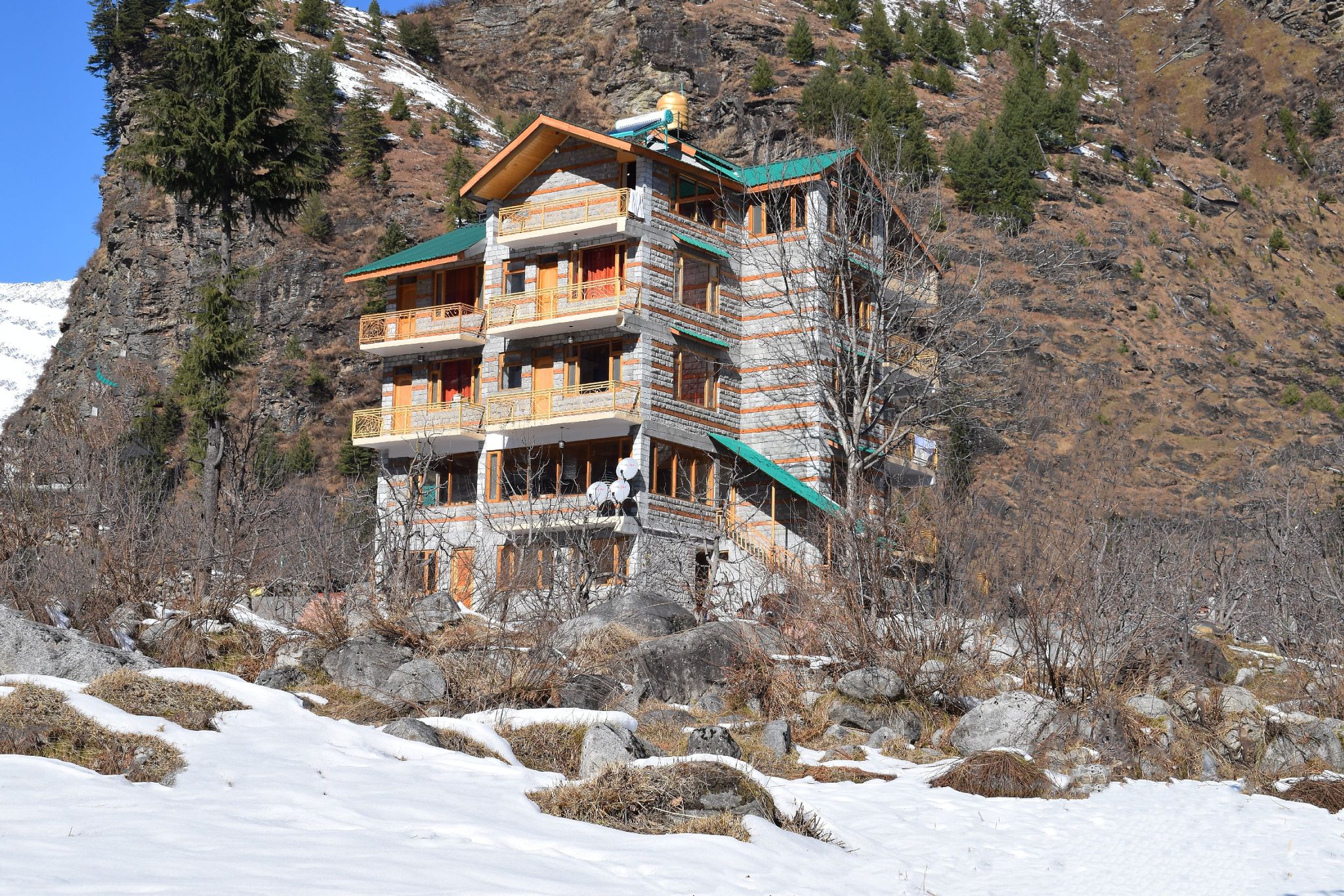 Sky One Ski