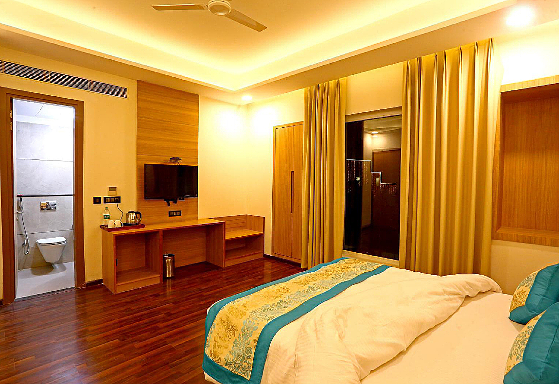 Star Continental Deluxe Room 5