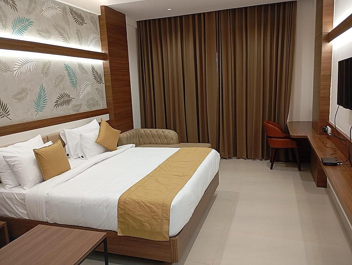 Suite with City View