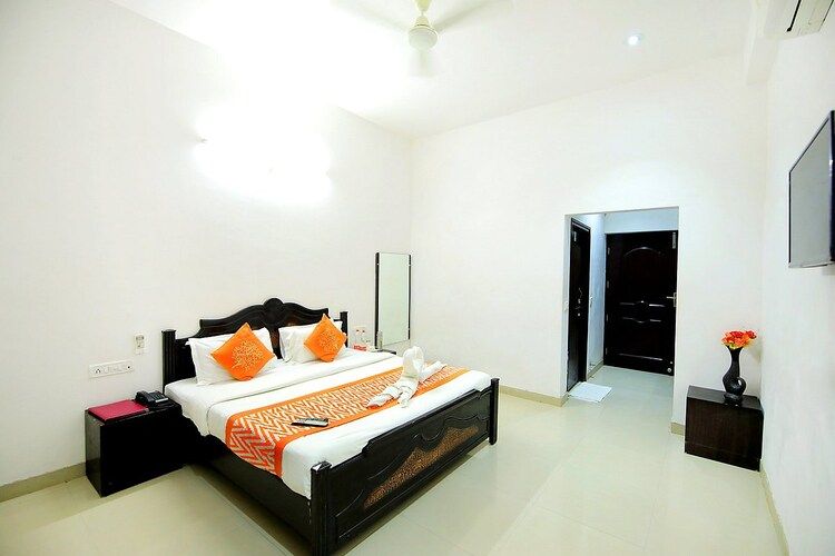 Suite Room with Lake view