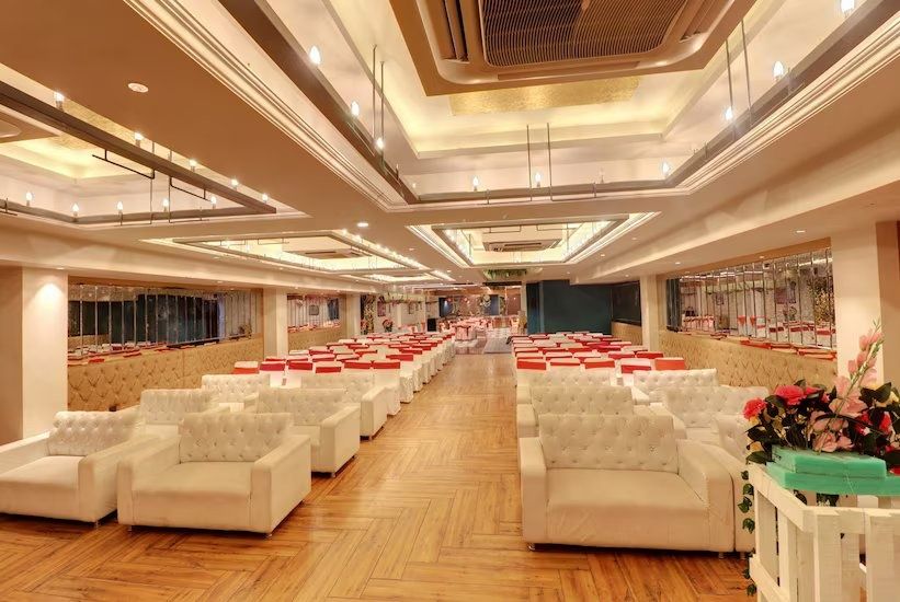 Food & Dining