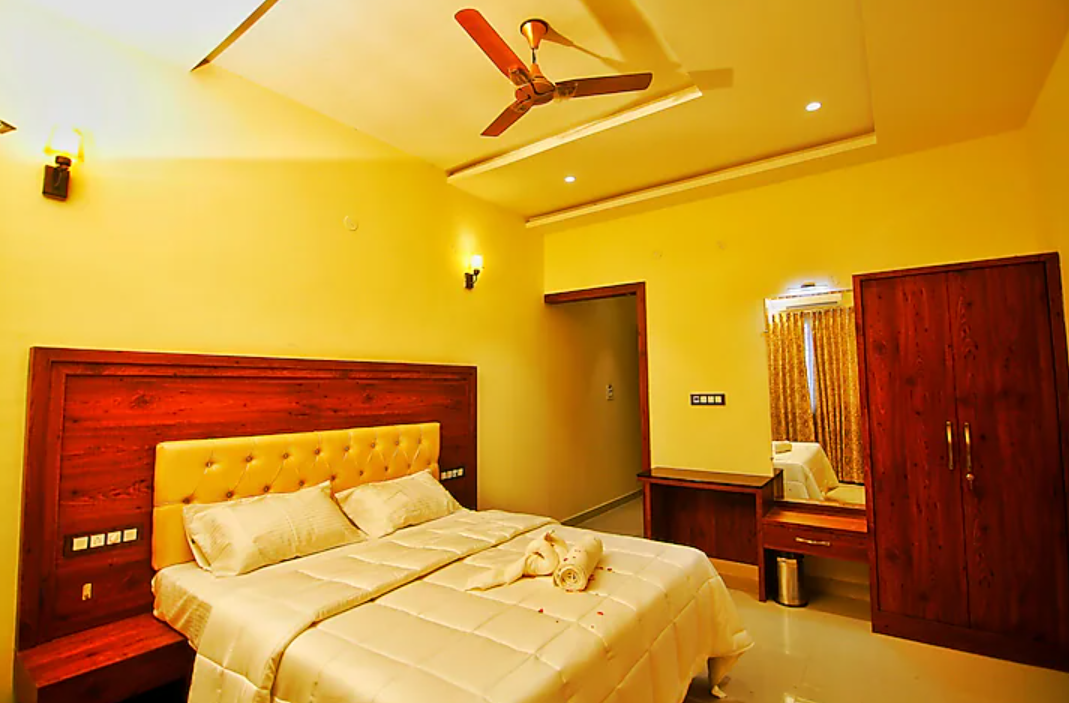 Hotel Royal Fort, Raichur Deluxe AC Room