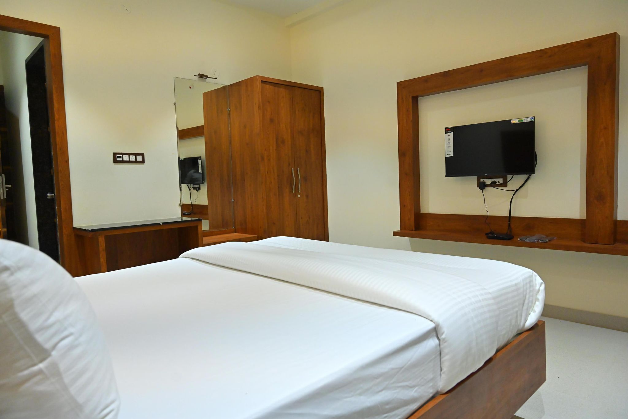 Hotel Royal Fort, Raichur Executive AC Room