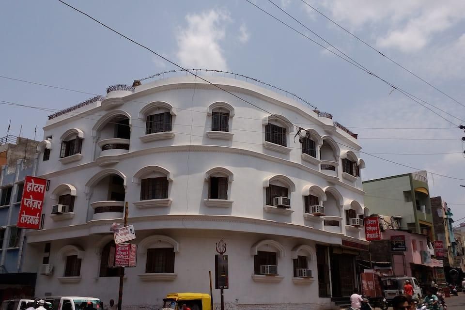 Hotel Pleasure Landmark Ujjain