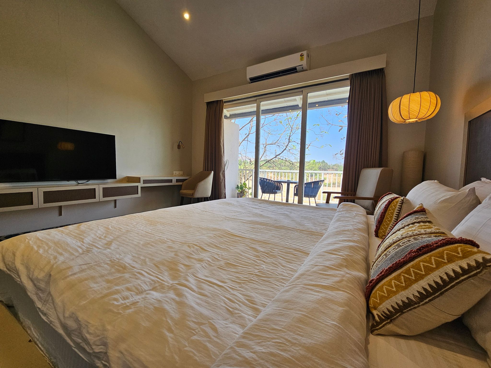 River Estates Luxury Resort and Spa Premier River View Room With Balcony 38