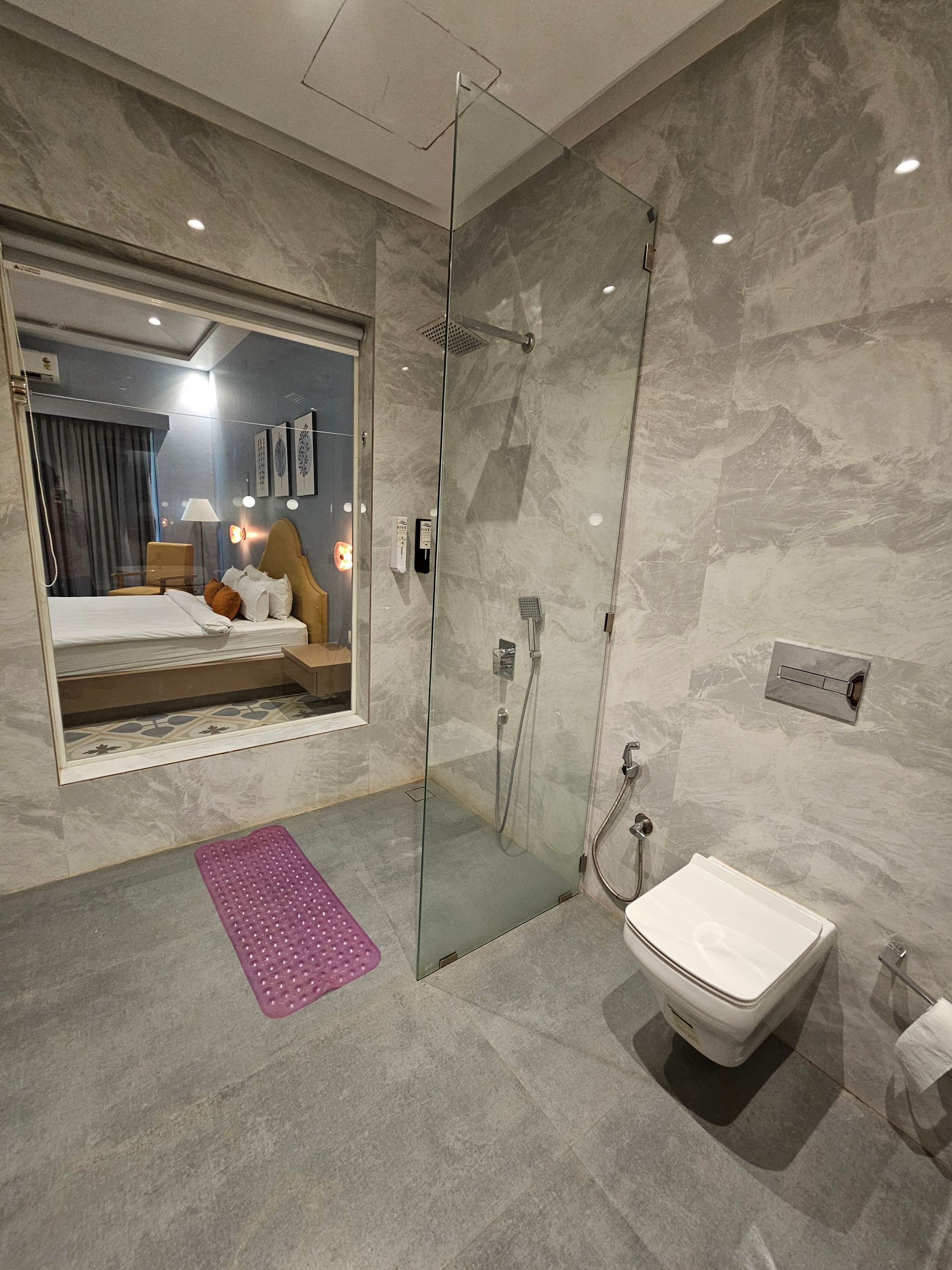 River Estates Luxury Resort and Spa Premier River View Room With Balcony 6