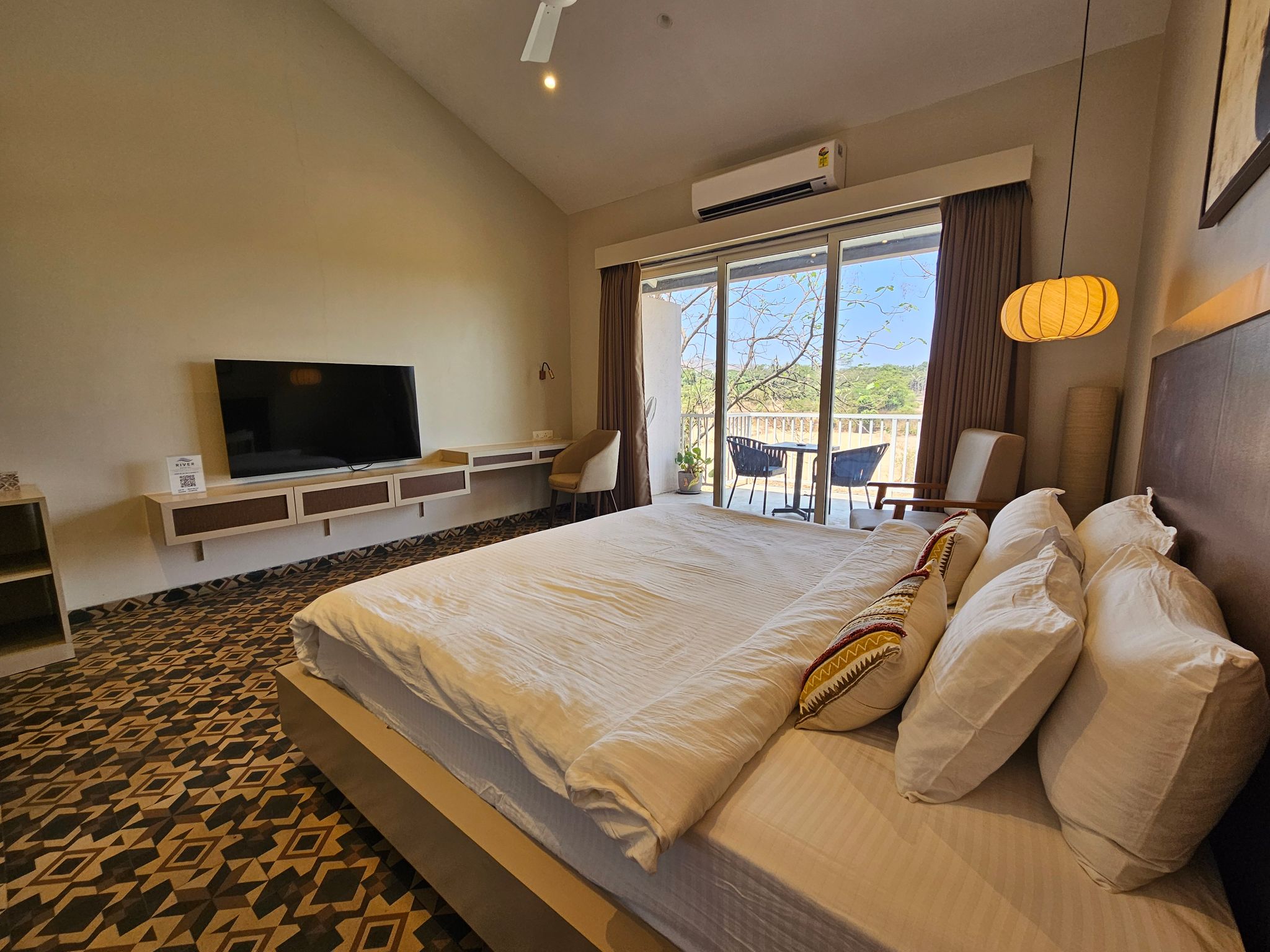 River Estates Luxury Resort and Spa Premier River View Room With Balcony 23