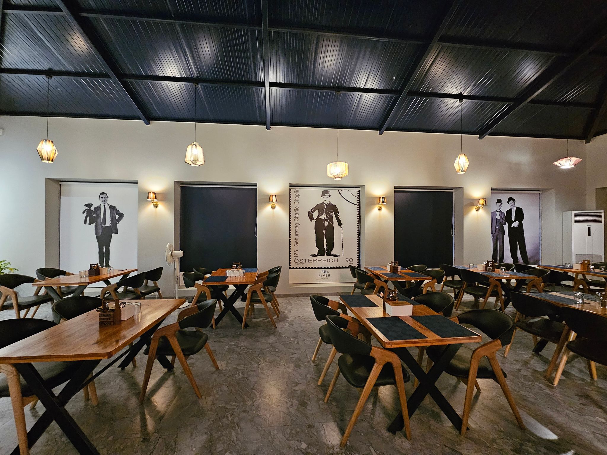 Food & Dining