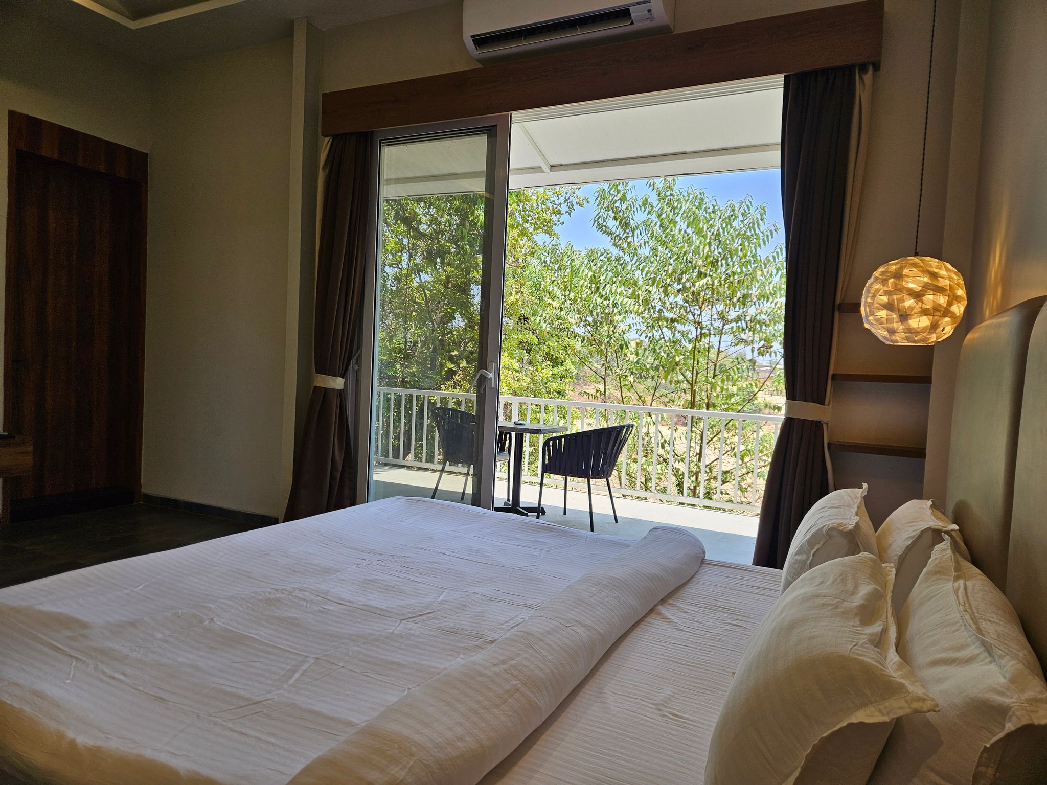 River Estates Luxury Resort and Spa Premier River View Room With Balcony 16