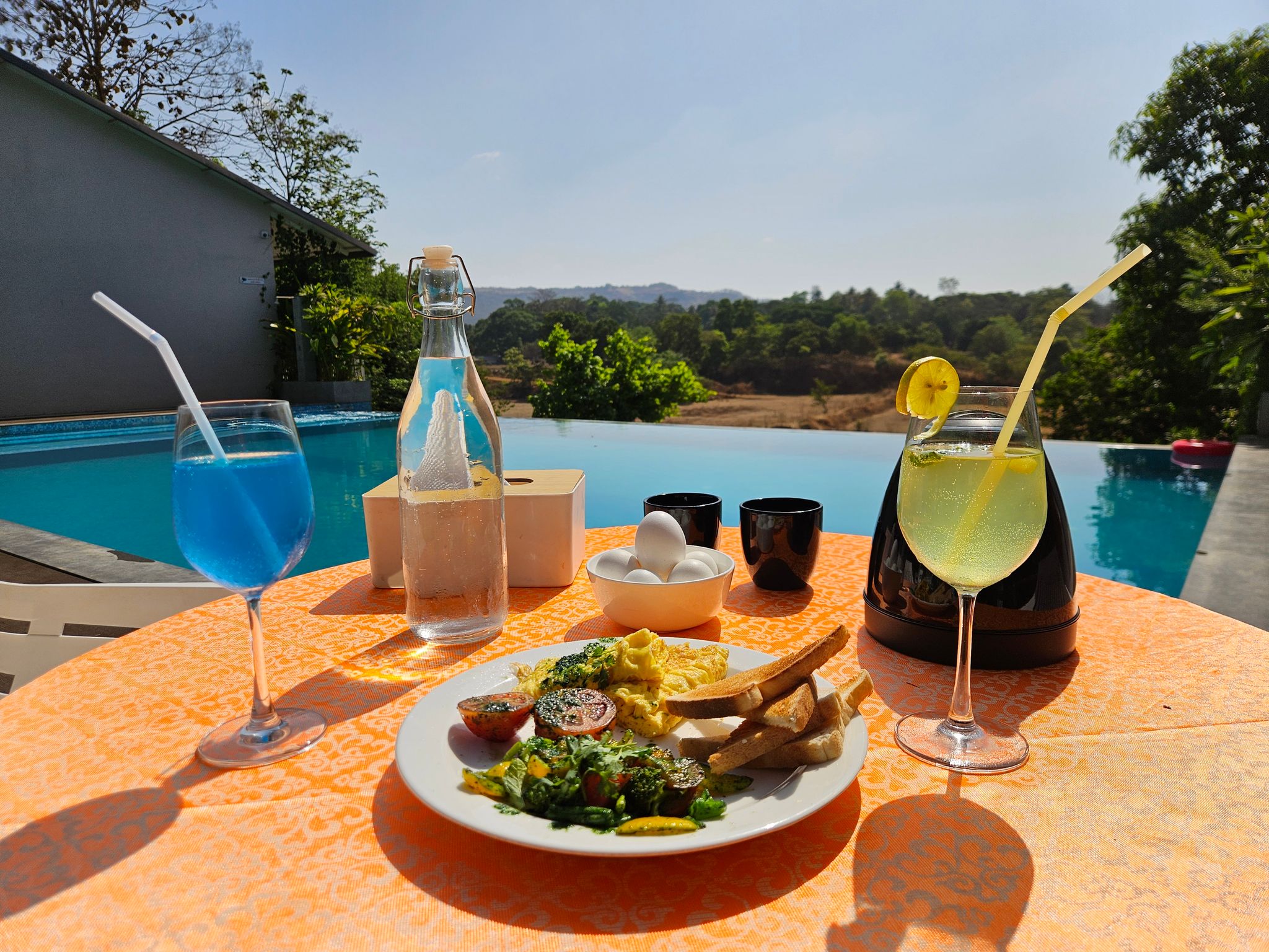 Food & Dining