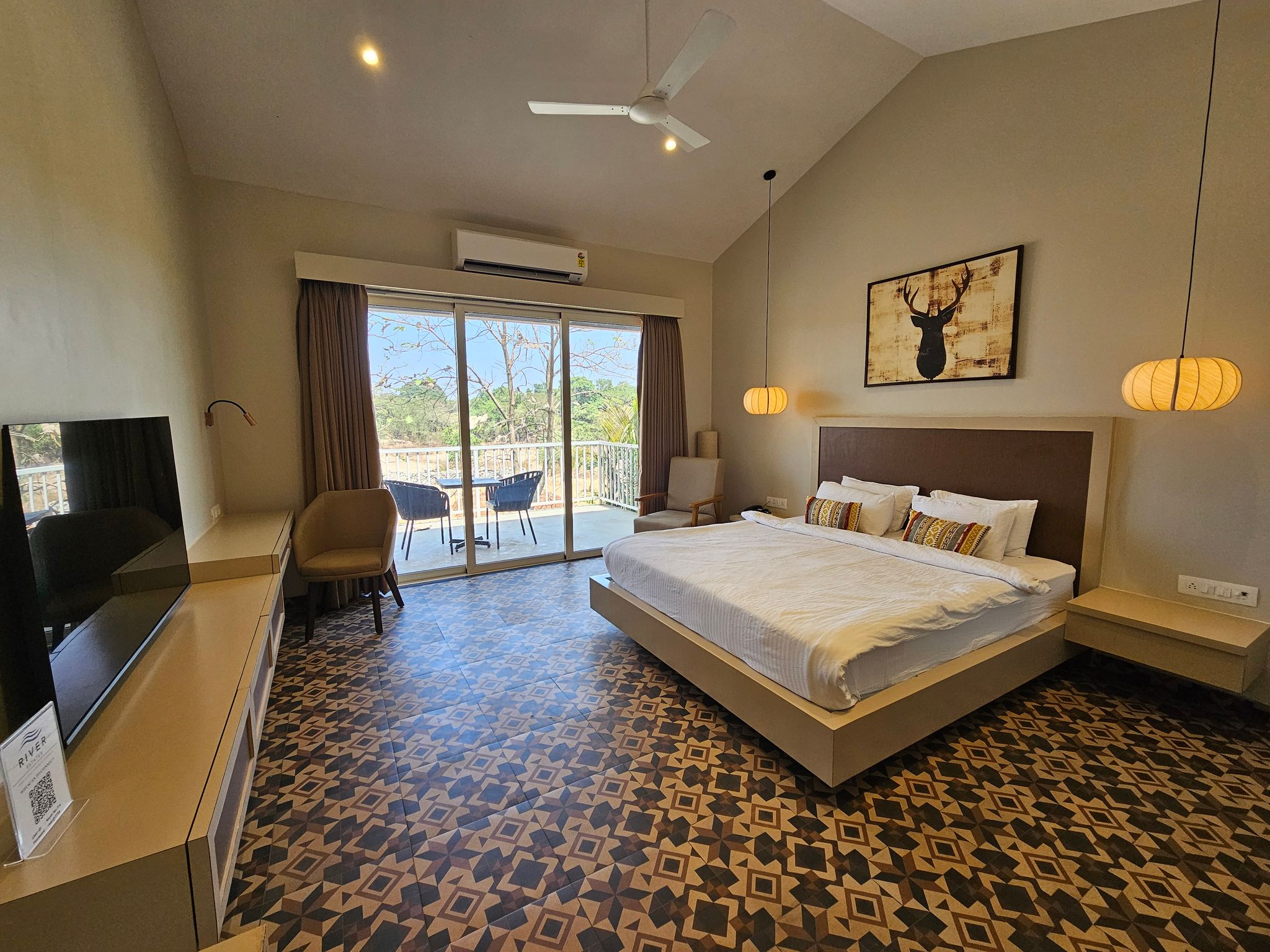 River Estates Luxury Resort and Spa Premier River View Room With Balcony 10