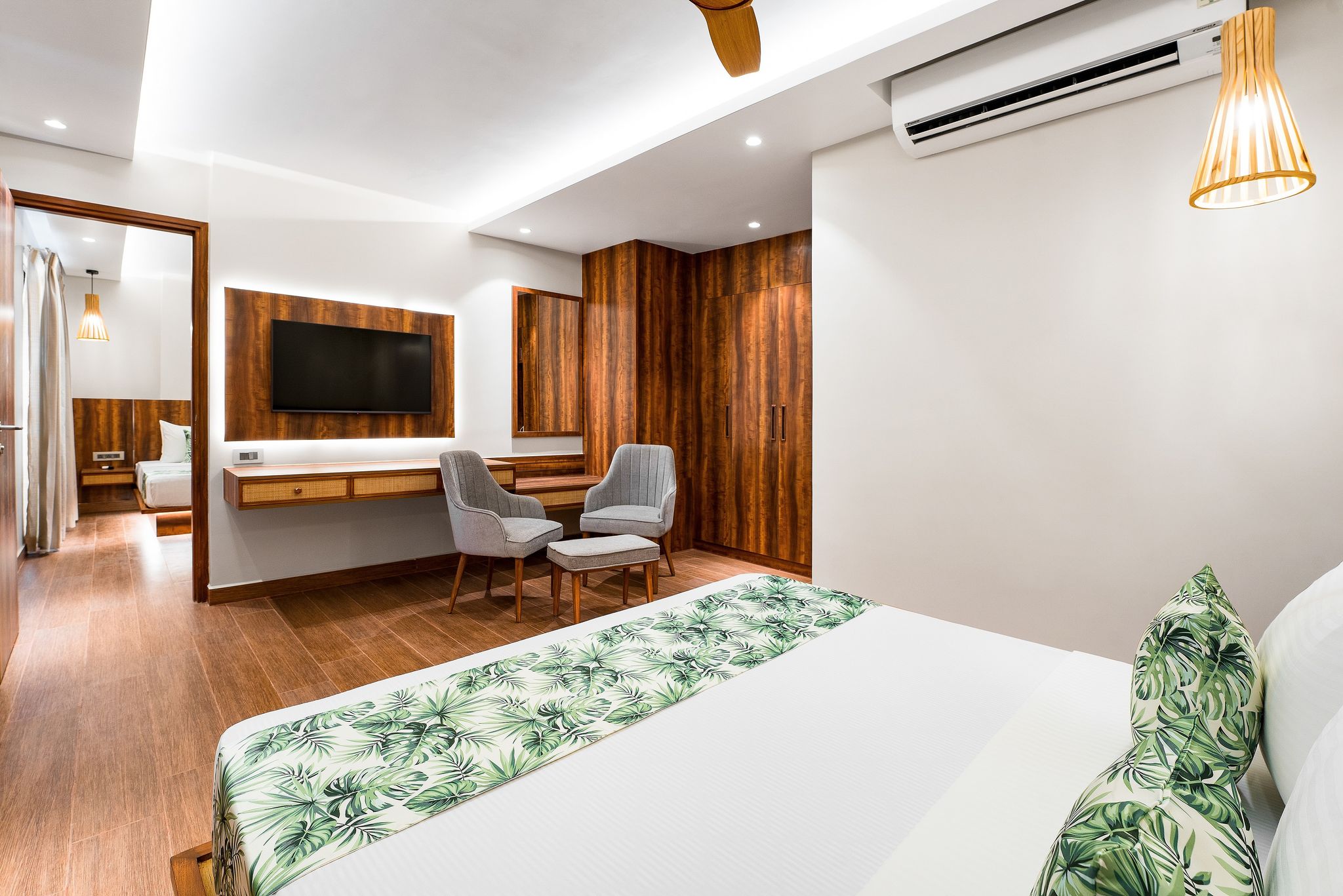 2 Bedroom Suite with Plunge Pool and Balcony