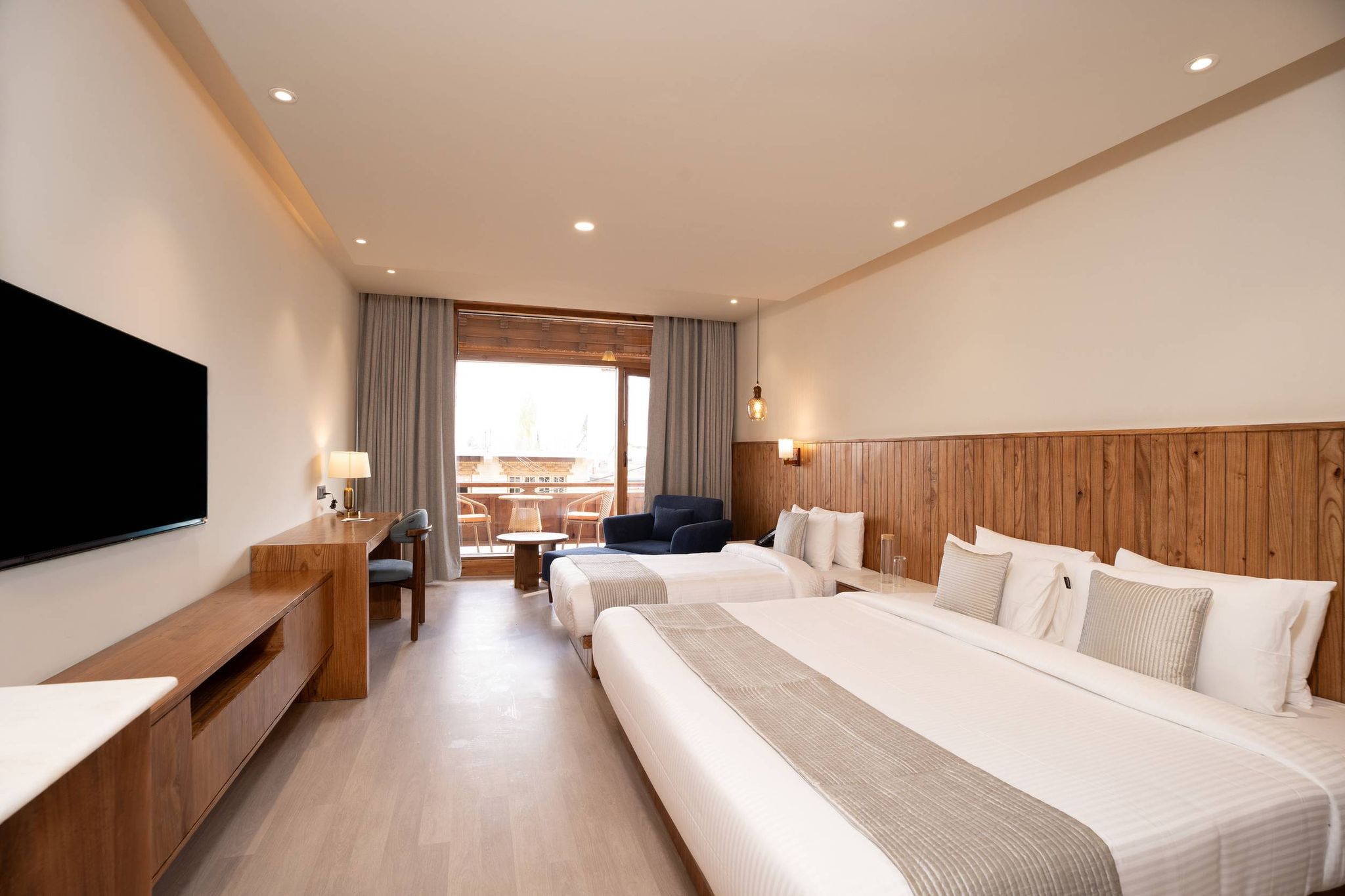 Triple room