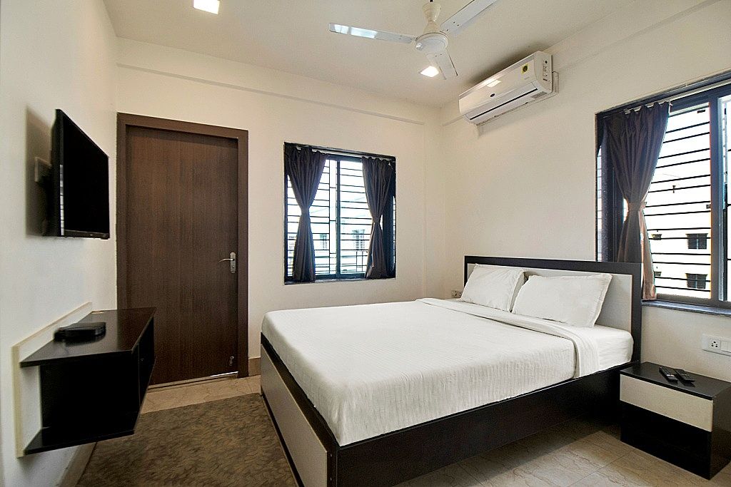 Deluxe AC Room