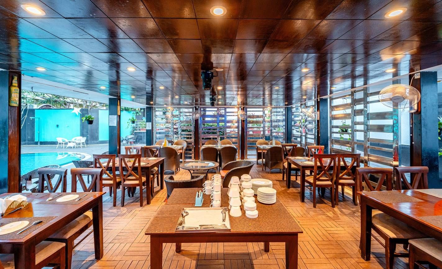 Food & Dining